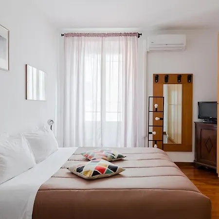 Apartman Casa Buonarroti, Rome, Center, Elegant And Quiet *